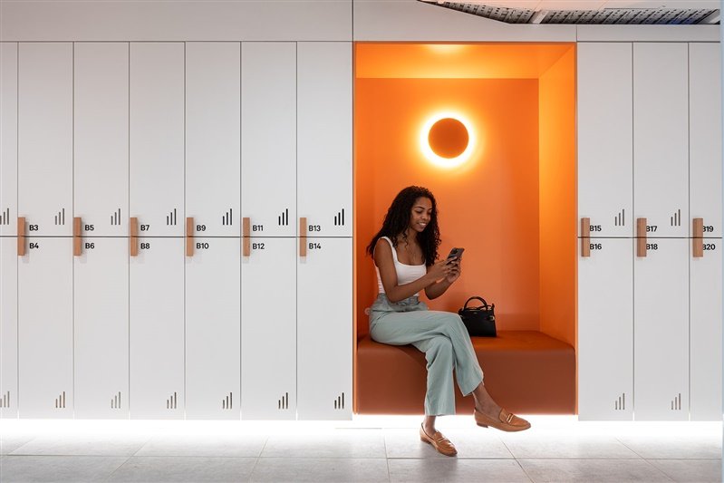 office woman smart lockers office woman smart lockers