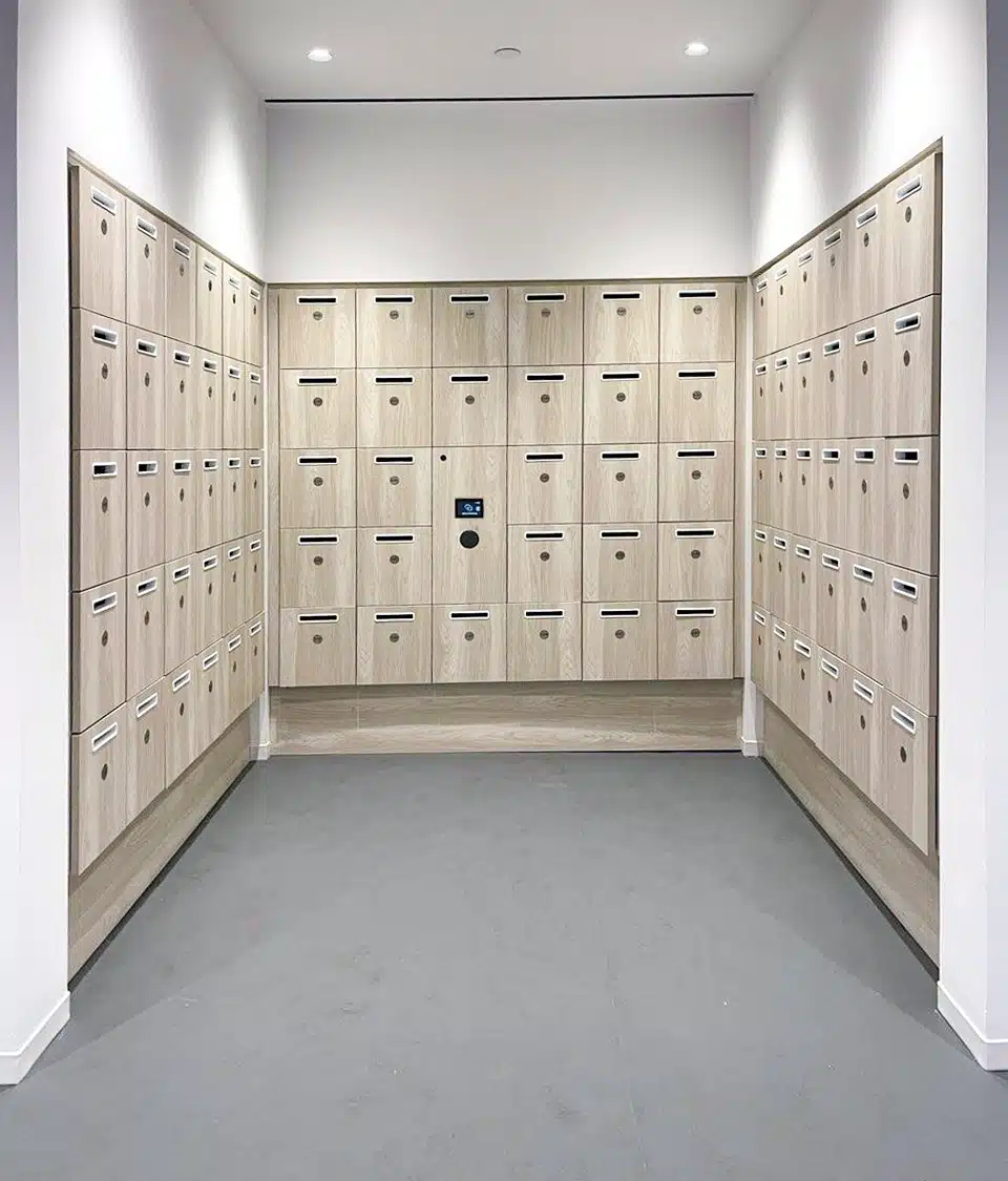 Personal lockers with Metra system at Financial institution Personal lockers with Metra system at Financial institution