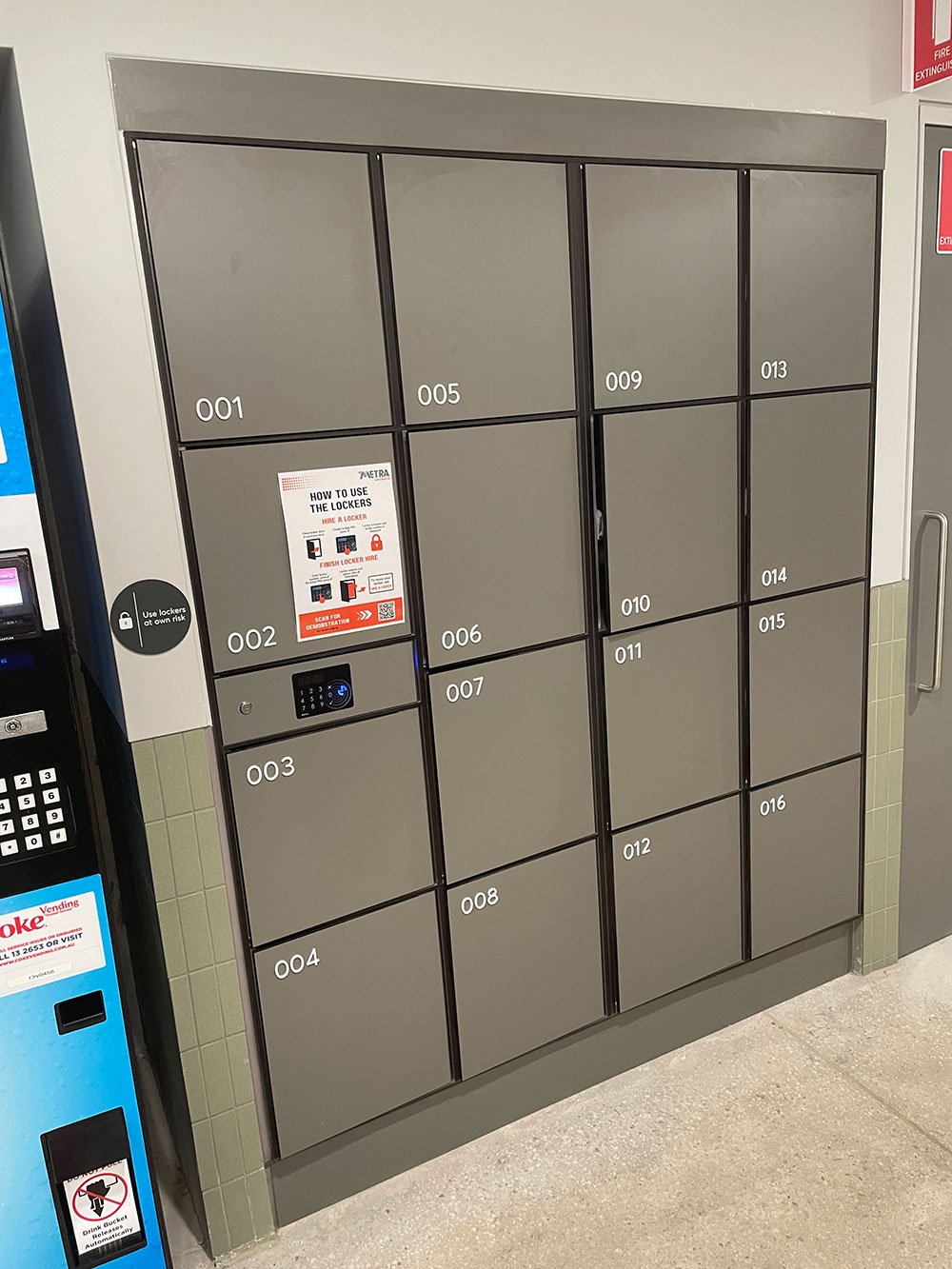 parramata-aquatic-center-lockers-visitors-6 aquatic-center-lockers-visitors-6