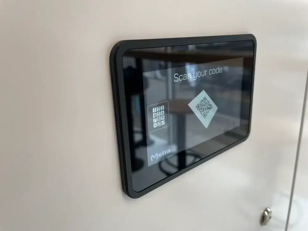 metra-smart-laundry-lockers