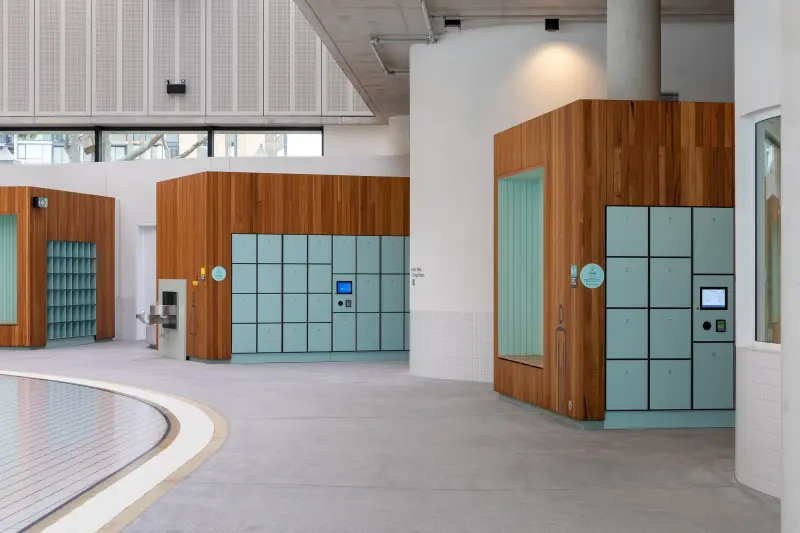Metra-smart-system-waterpark-rental-lockers 6